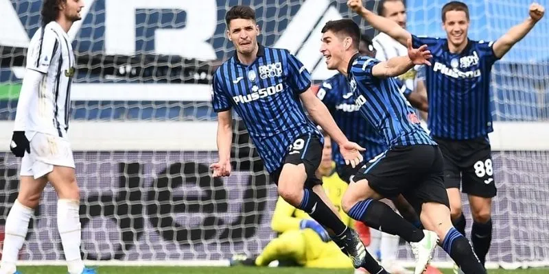 Những ưu điểm khi xem bóng đá