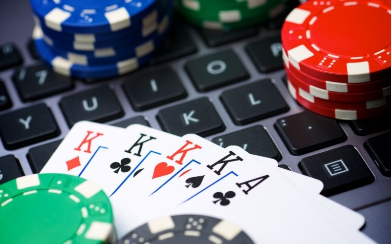 Lỗi "Binh lủng": Những sai lầm sơ đẳng khiến bạn mất trắng ván bài.