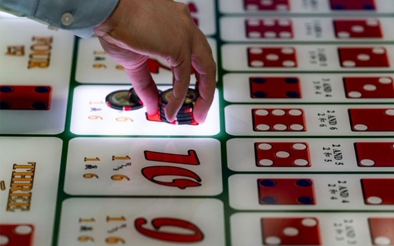 Tài xỉu là gì? Hướng dẫn cách chơi chi tiết từ A-Z